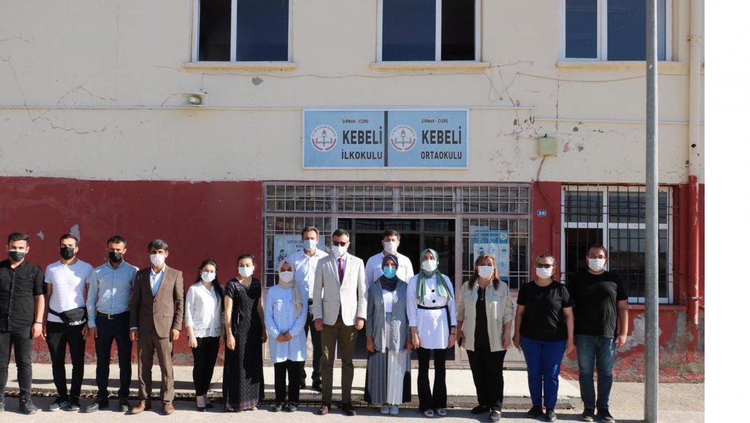  Milli Eğitim Bakanımız Sayın Ziya Selçuk'un Danışmanı Sayın Turgay Öntaş İle İl Milli Eğitim Müdiremiz Sayın Nazan Şener Cizre İlçemizdeki Kebeli İlk-Ortaokulunu Ziyaret Etti.