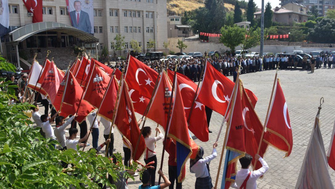 97 Yıl Önce Mustafa Kemal Atatürk ve Ordusunun Kazandığı Büyük Zafer Şırnak'ta Coşkuyla Kutlandı