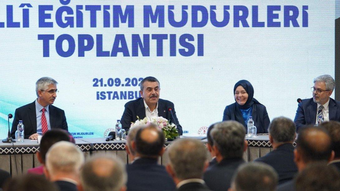 Millî Eğitim Bakanı Tekin, İl Millî Eğitim Müdürleriyle Bir Araya Geldi