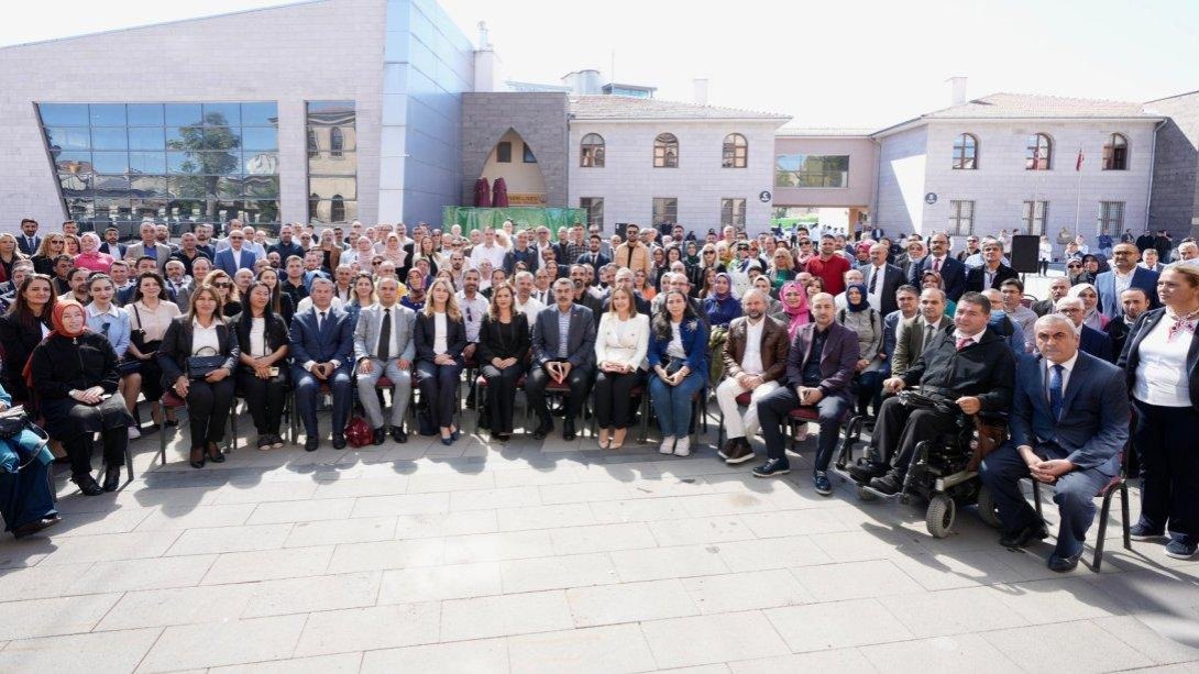 Öğretmenlik Mesleği Kanunu Teklifi TBMM Genel Kurulunda Kabul Edildi