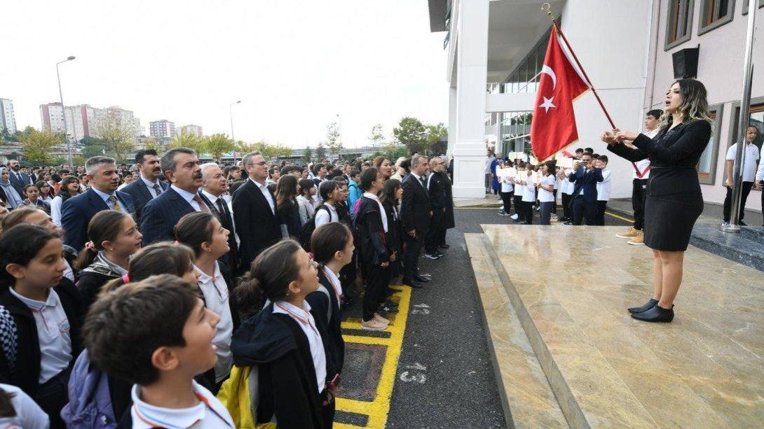 Okullarda Derslerin Başlama Ve Bitiş Saatlerine İlişkin Genelge Gönderildi