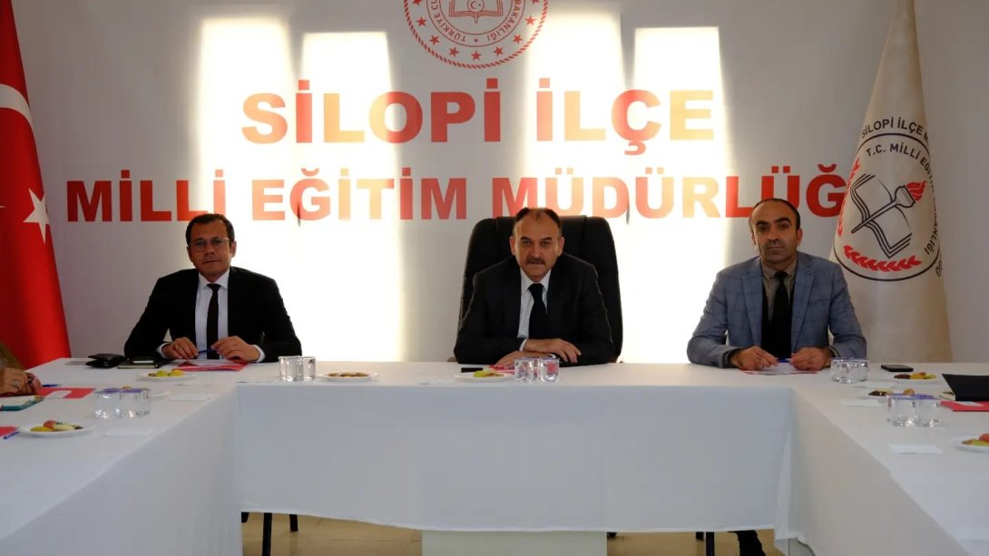 ŞIRNAK AKRAN FARKINDALIĞI AKADEMİSİ (ŞAFAK) BİLGİLENDİRME TOPLANTISI GERÇEKLEŞTİRİLDİ